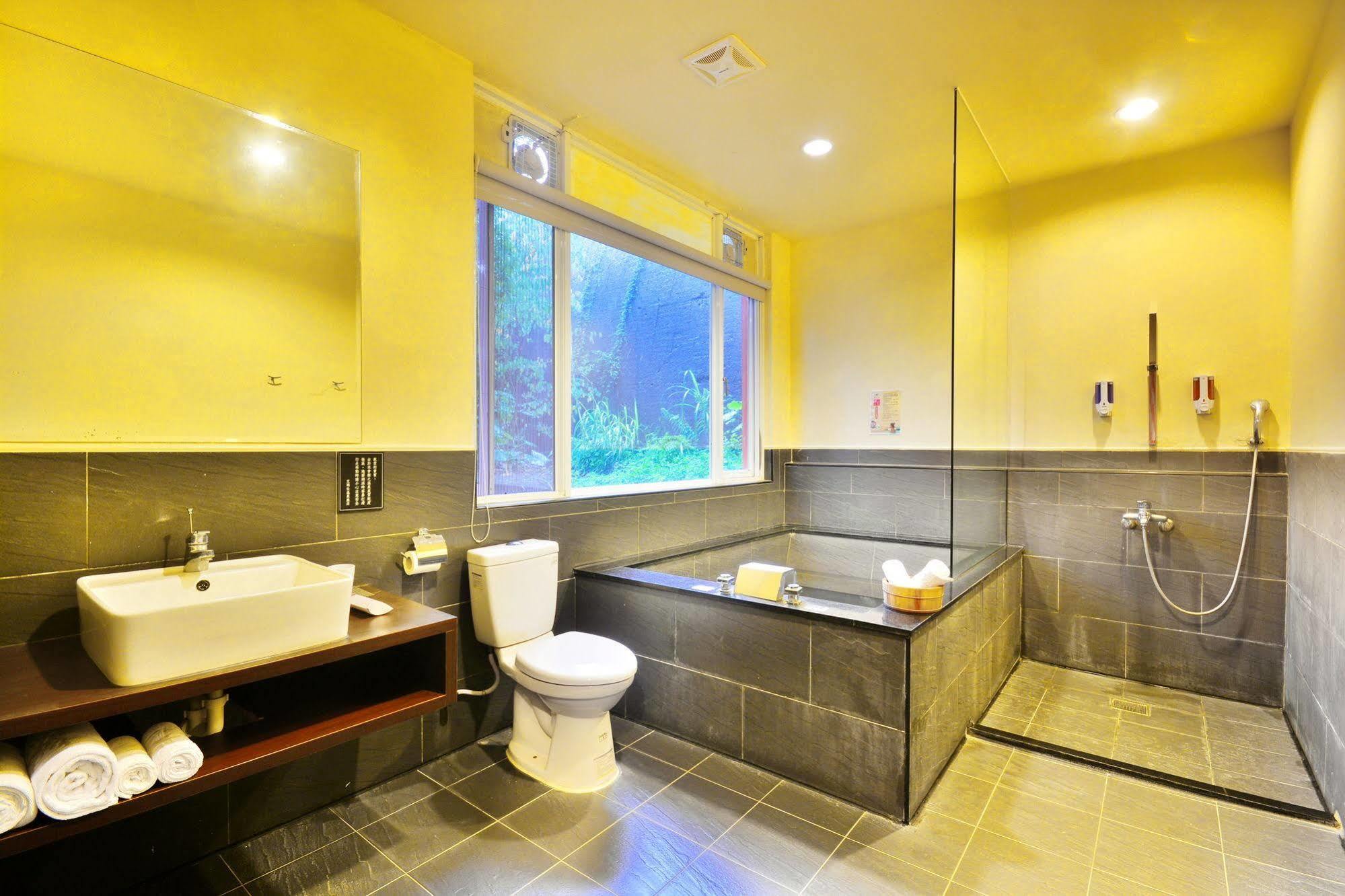 Courier Station Otel Wulai Dış mekan fotoğraf