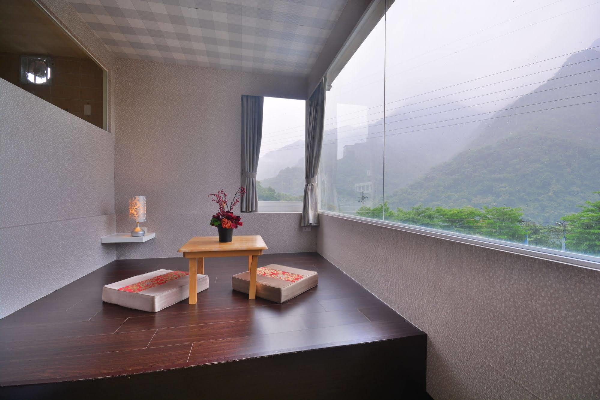 Courier Station Otel Wulai Dış mekan fotoğraf
